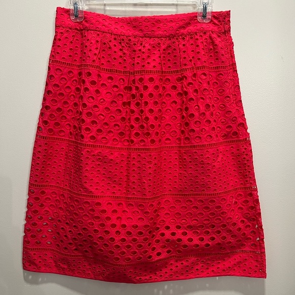 Ann Taylor LOFT Coral Eyelet Knee-Length 100% Cotton Skirt Size 6 - Picture 1 of 6